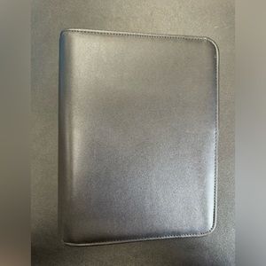 EUC Franklin Covey Classic Ring Bound Binder - Classic Size